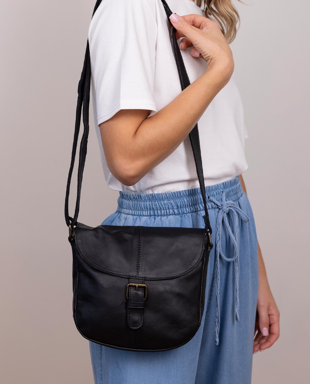 Gusti Leder CANDICE - Schoudertas - black/zwart Gusti Leder CANDICE - Schoudertas - black/zwart